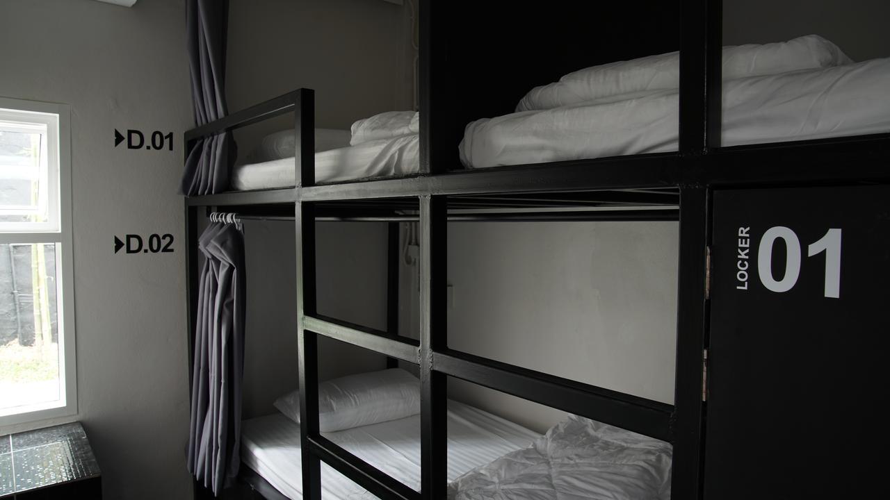 The Park Society Hostal