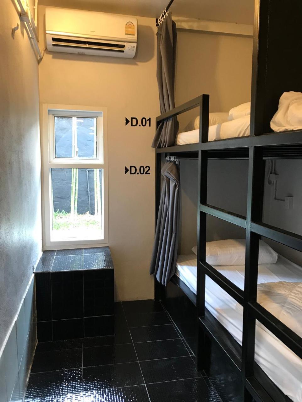 The Park Society Hostal *